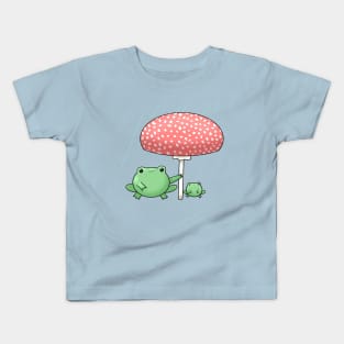 Cute Frog Hiding From The Rain Kids T-Shirt